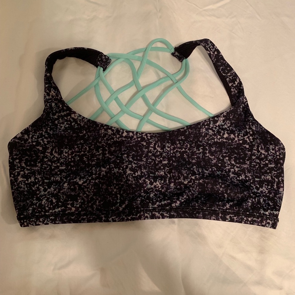 Lululemon Free to Be Wild bra